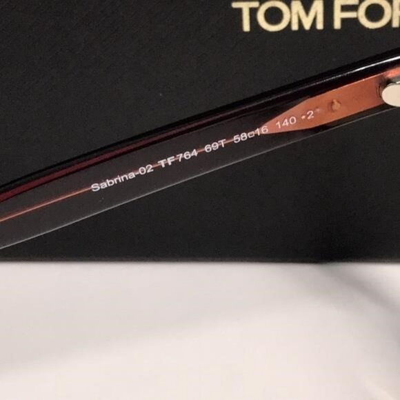 NEW Tom Ford TF764 69T Sunglasses – Shiny Bordeaux Frame / Gradient Bordeaux Le main image 9